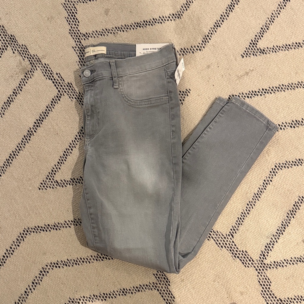 NWT: Gap Grey Women's Skinny Jeans